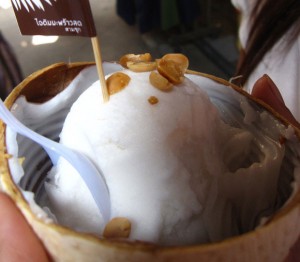 itim-gati itim gati 300x262 Desserts