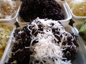 khao-neow-dam khao neow dam 300x225 Desserts