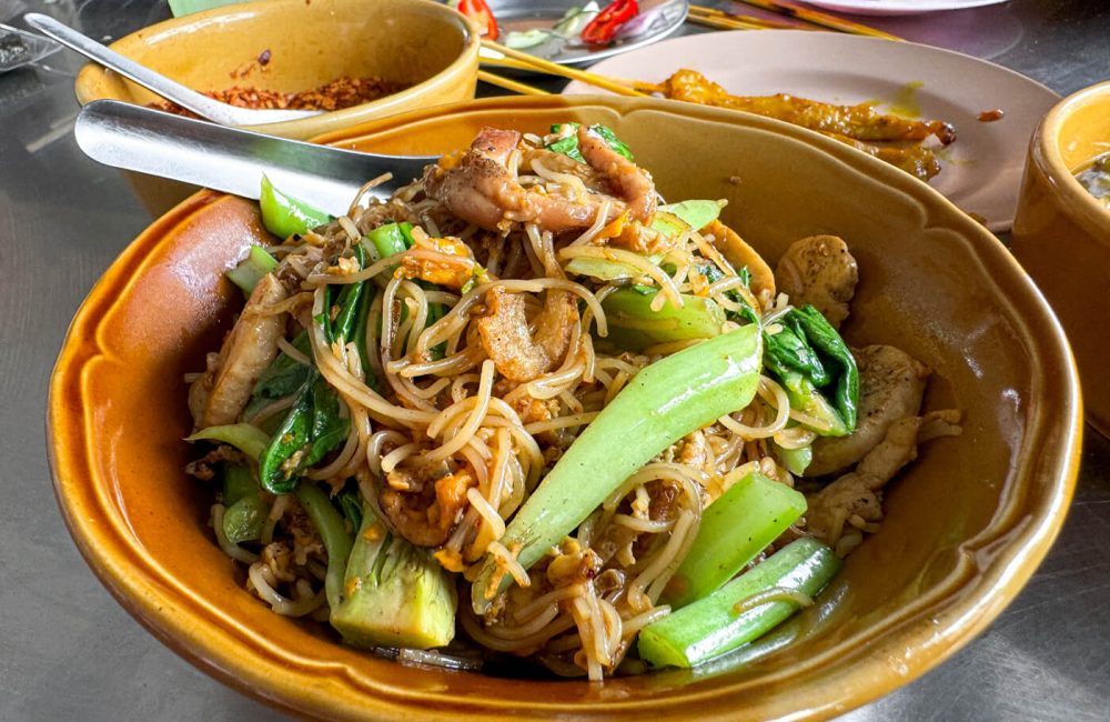 Amazing Phuket Noodles at Mee Ao Gea (หมี่อ่าวเก)